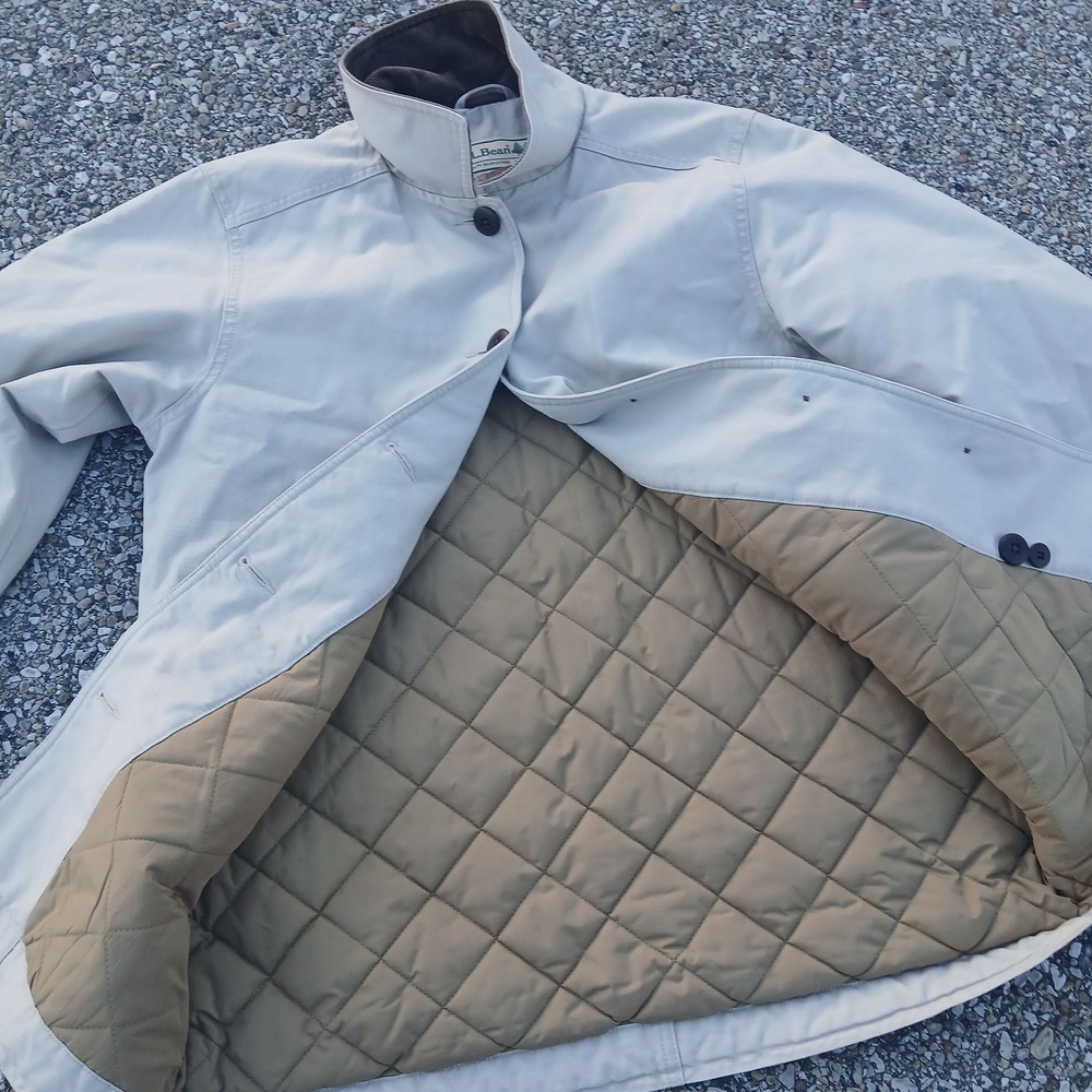 LL Bean Coat Womens Medium Beige Canvas Quilted Lined Button Front Winter Warm - Picture 5 of 6
